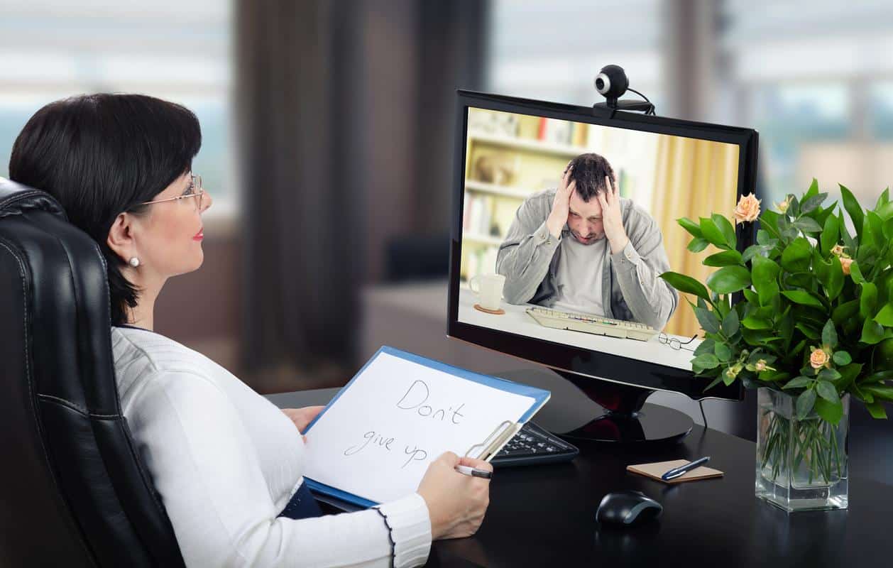 seção emergencial via video chamada